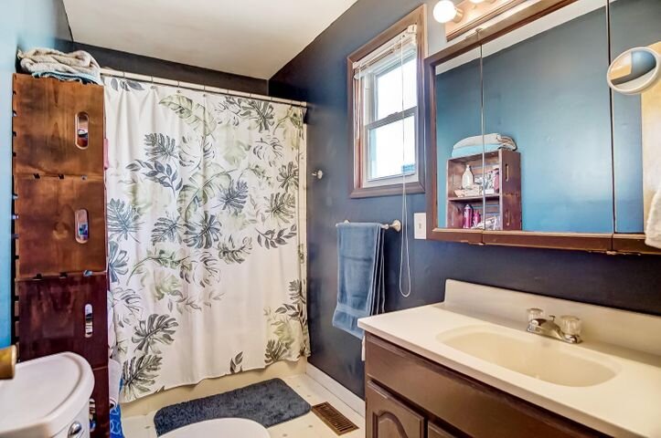 Image for S* 1680 Hillcrest Rd. Obetz Columbus 43207