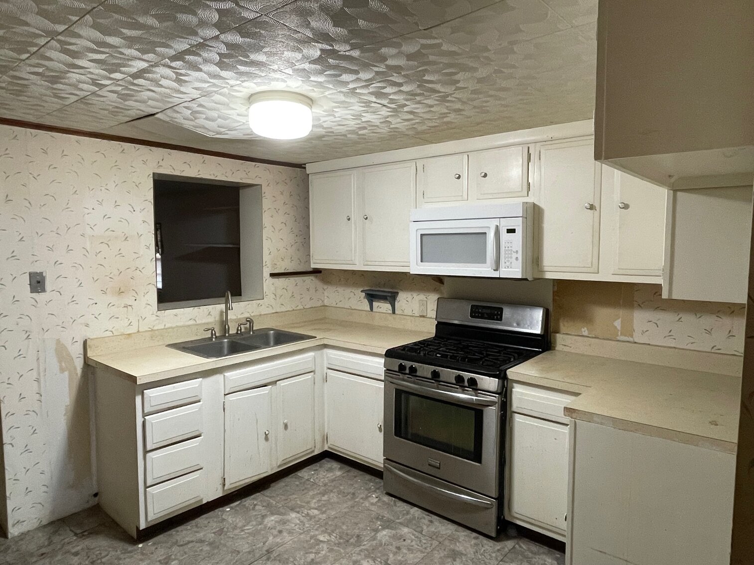 Image for SOLD $41,800 - 3 Bedroom St. Albans Home