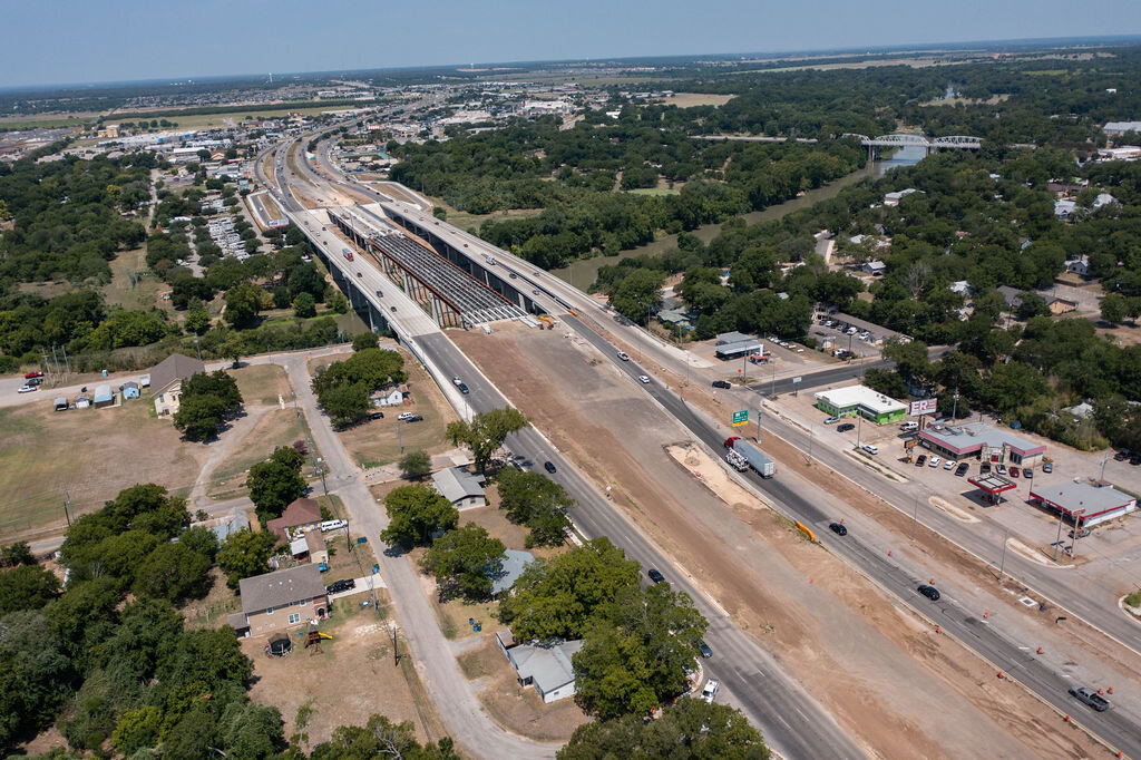 Image for Commercial Listing: 901, 905 and 907 College Street, Bastrop, TX 78602