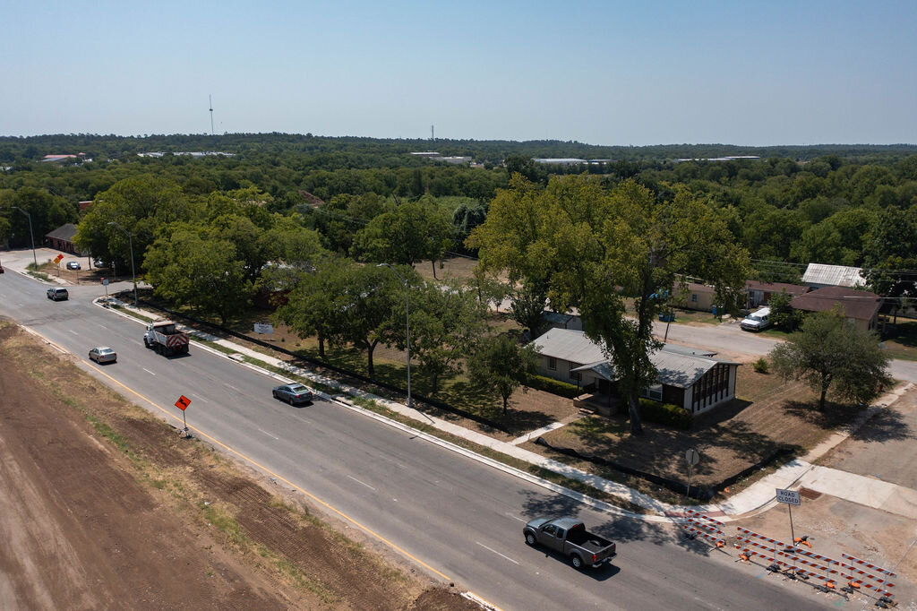 Image for Commercial Listing: 901, 905 and 907 College Street, Bastrop, TX 78602