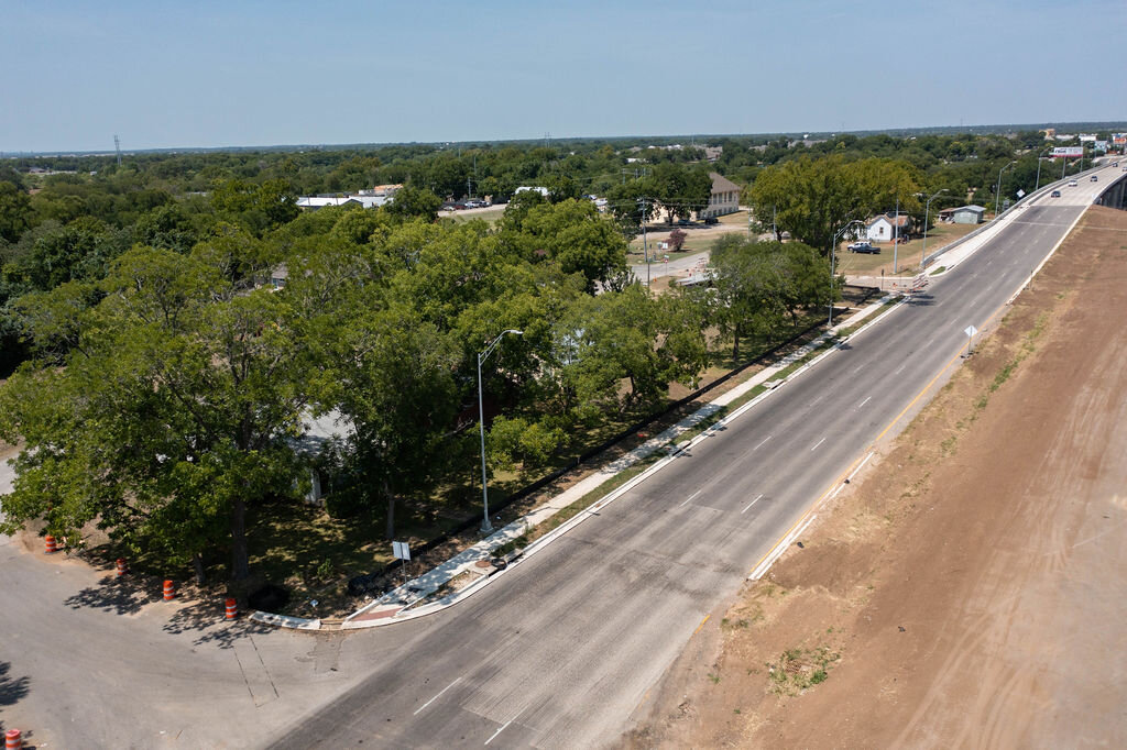 Image for Commercial Listing: 901, 905 and 907 College Street, Bastrop, TX 78602