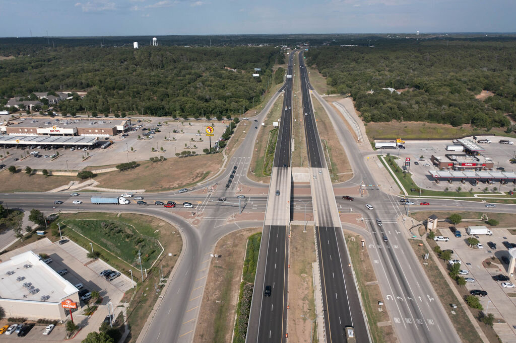 Image for Commercial Listing: 901, 905 and 907 College Street, Bastrop, TX 78602