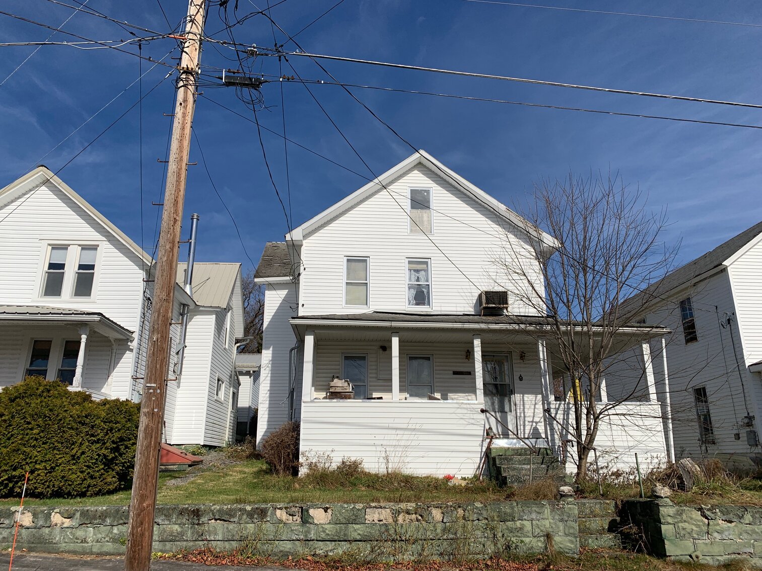 Image for SOLD $93,500 - 3 Story, 3 Bedroom Home Selling to the Highest Bidder