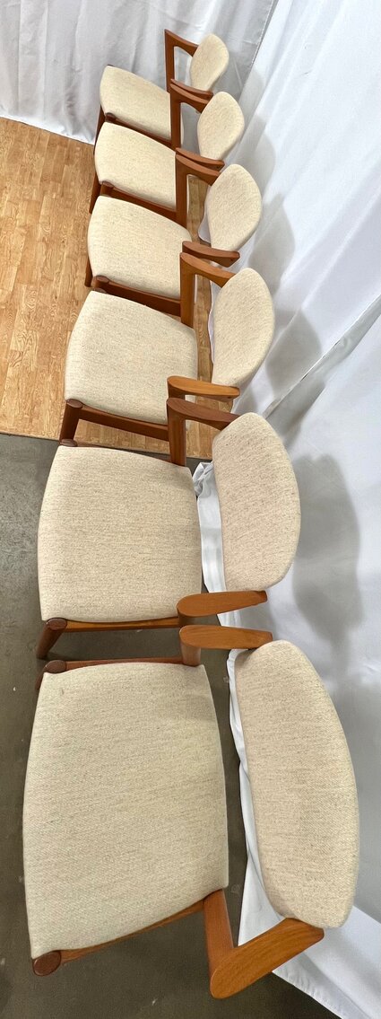 Image for Designer Mid Century Modern Furniture, Fine Art, & Rare Finds! Online Auction