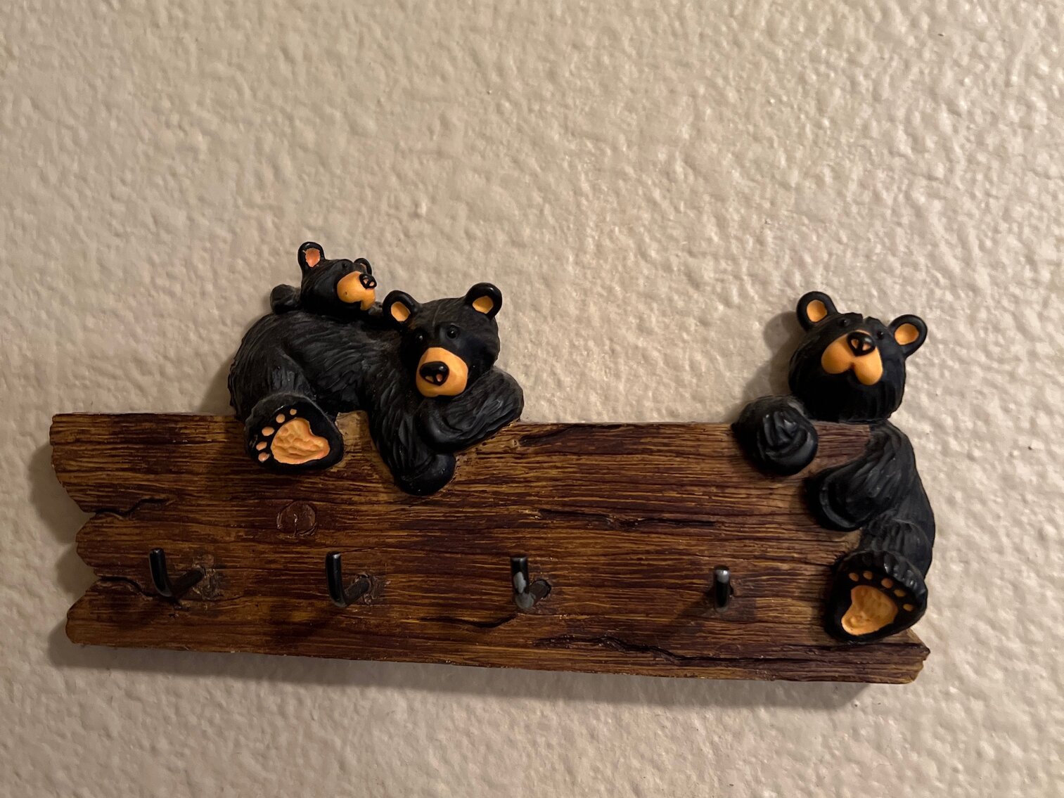 Bear keyholder