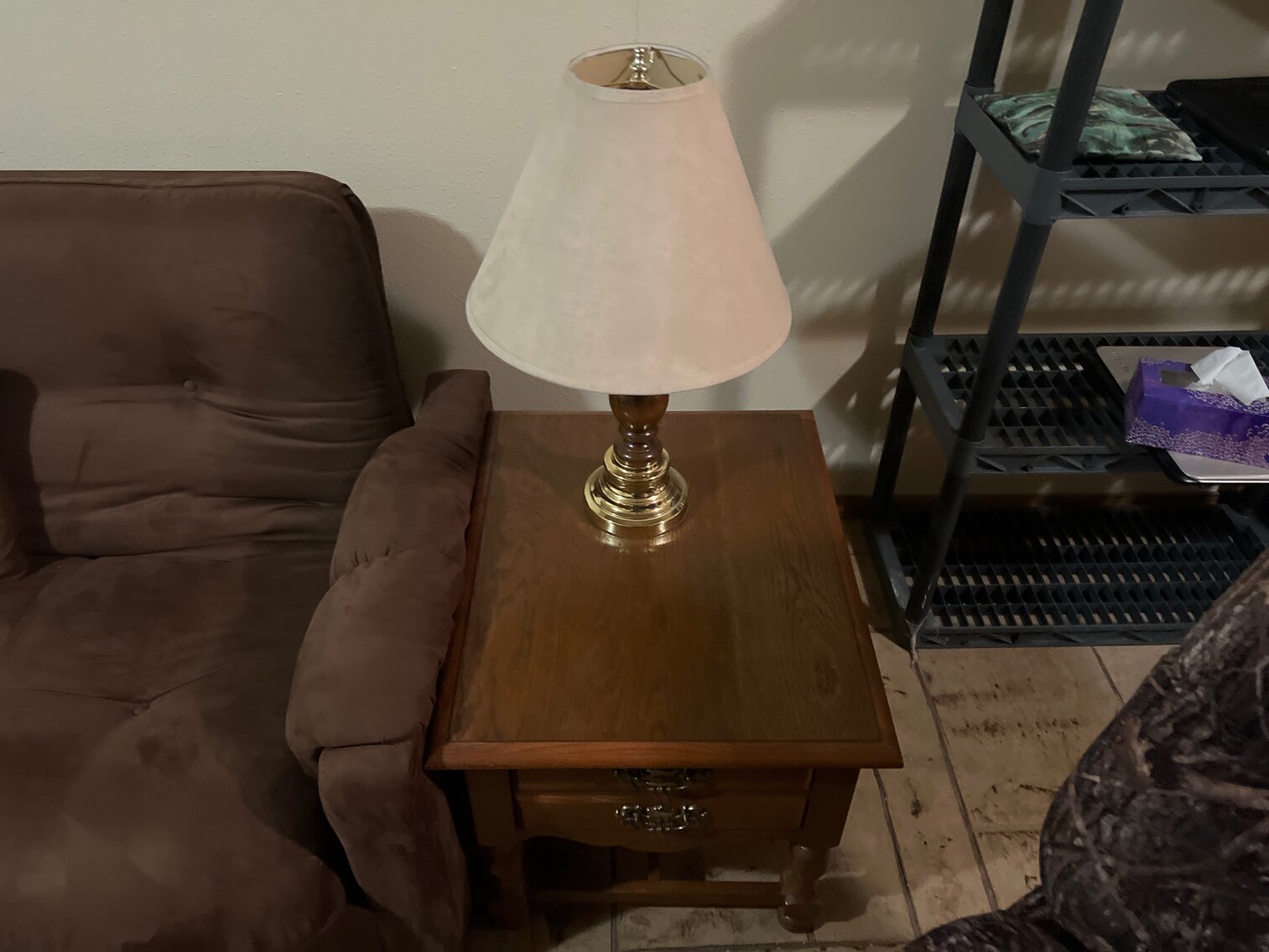 End table with lamp and coffee table