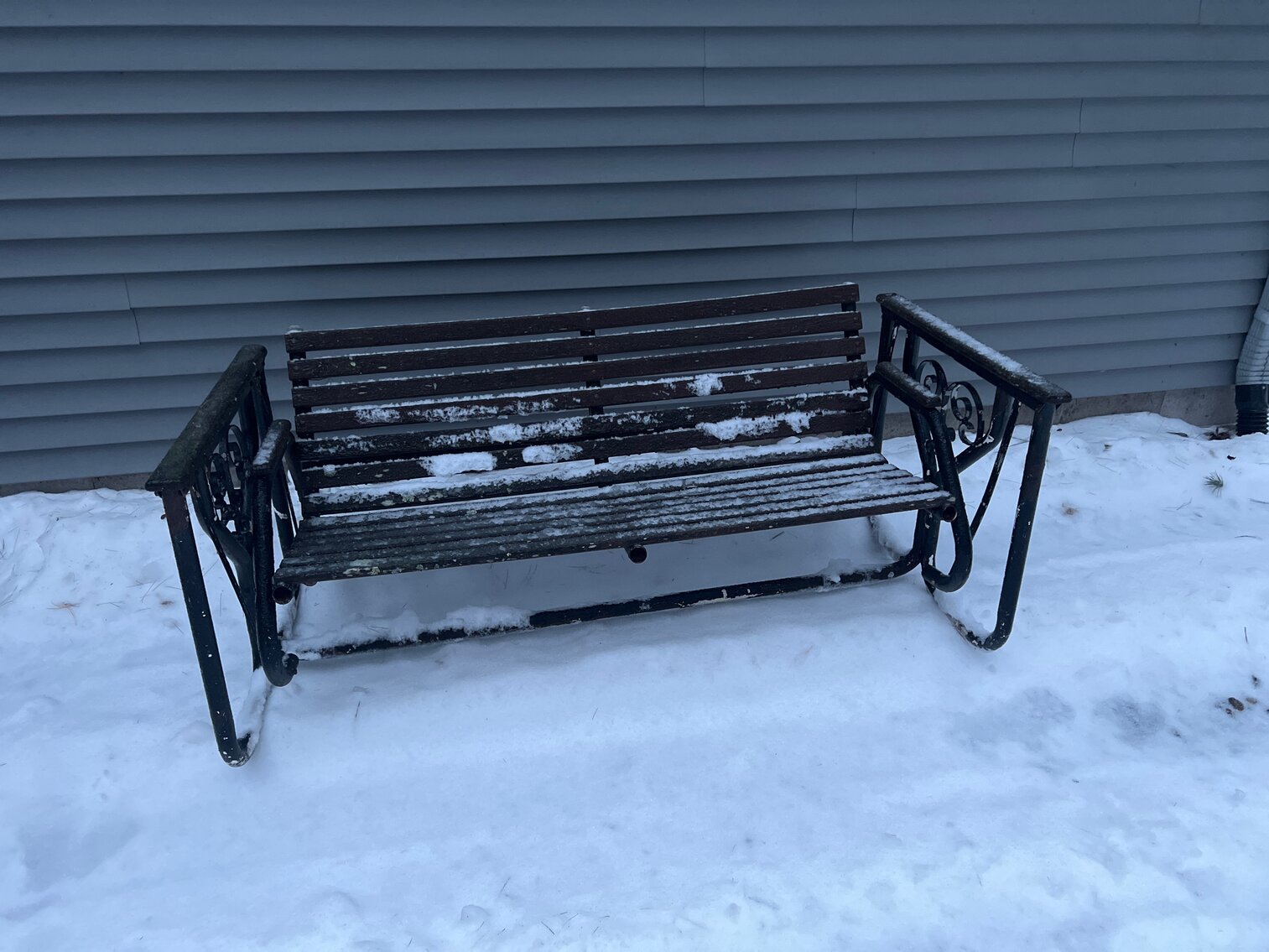 Deck glider