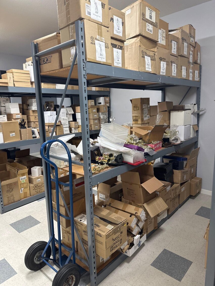 Image for Trophy and Engraving Shop - 1,000's of Items (Lewis)