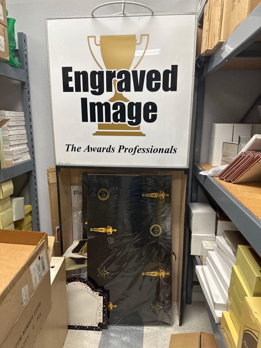 Image for Trophy and Engraving Shop - 1,000's of Items (Lewis)