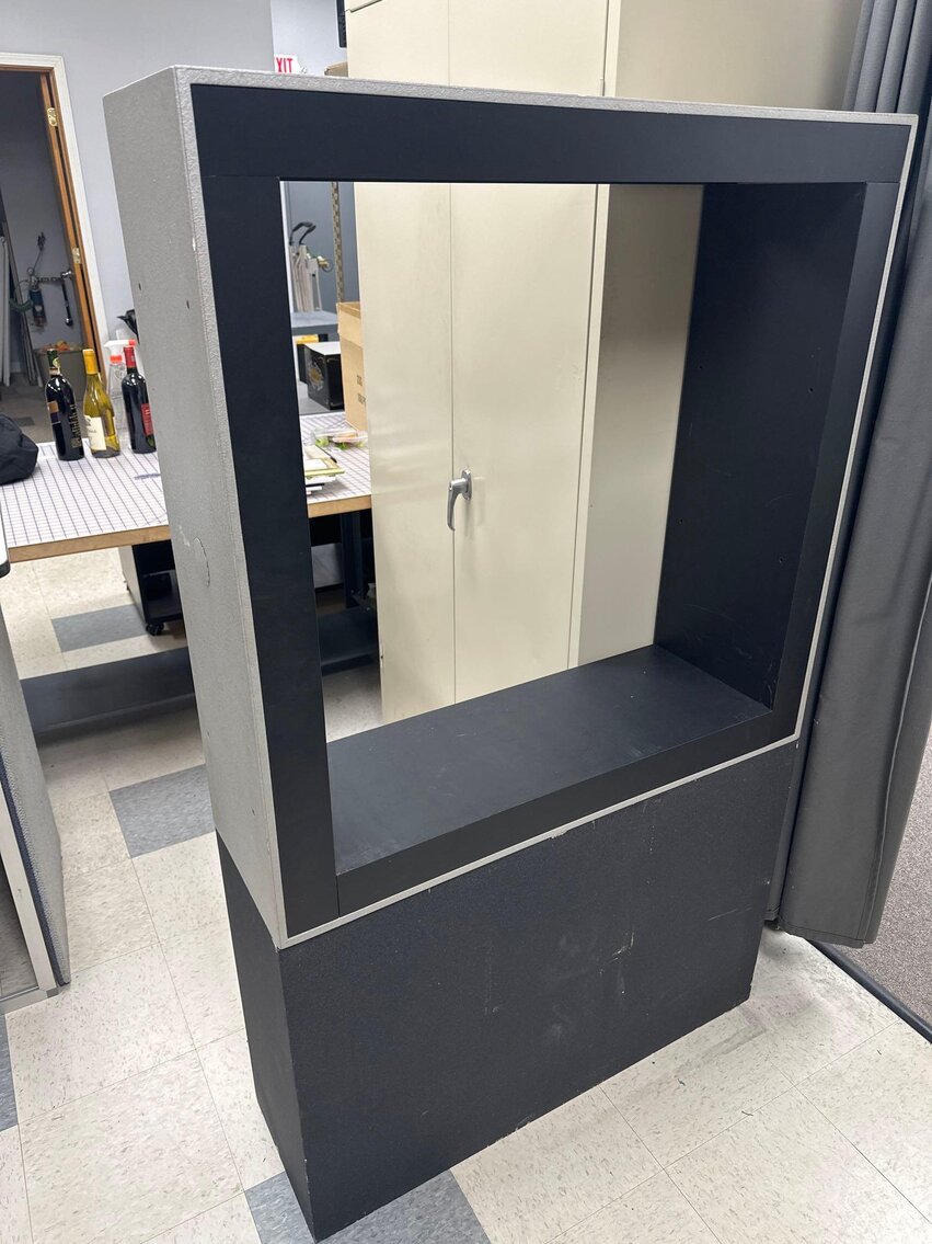 Image for Trophy and Engraving Shop - 1,000's of Items (Lewis)