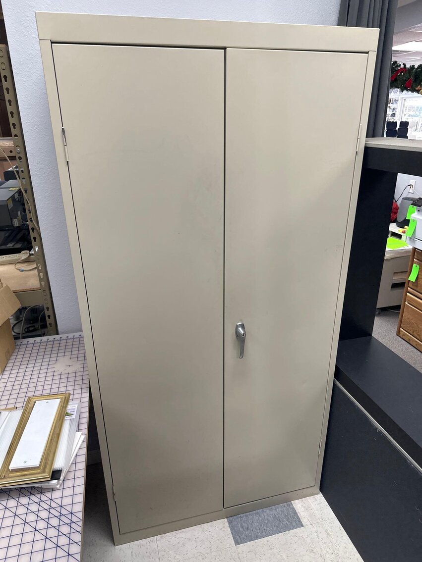 Image for Trophy and Engraving Shop - 1,000's of Items (Lewis)