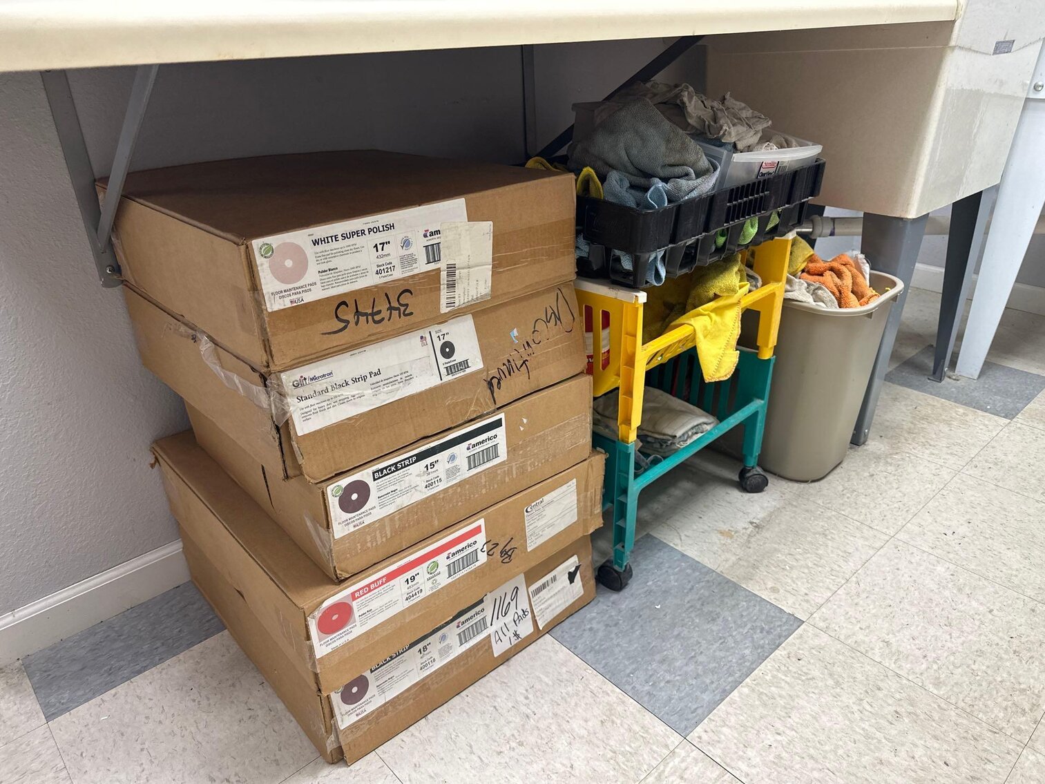 Image for Trophy and Engraving Shop - 1,000's of Items (Lewis)