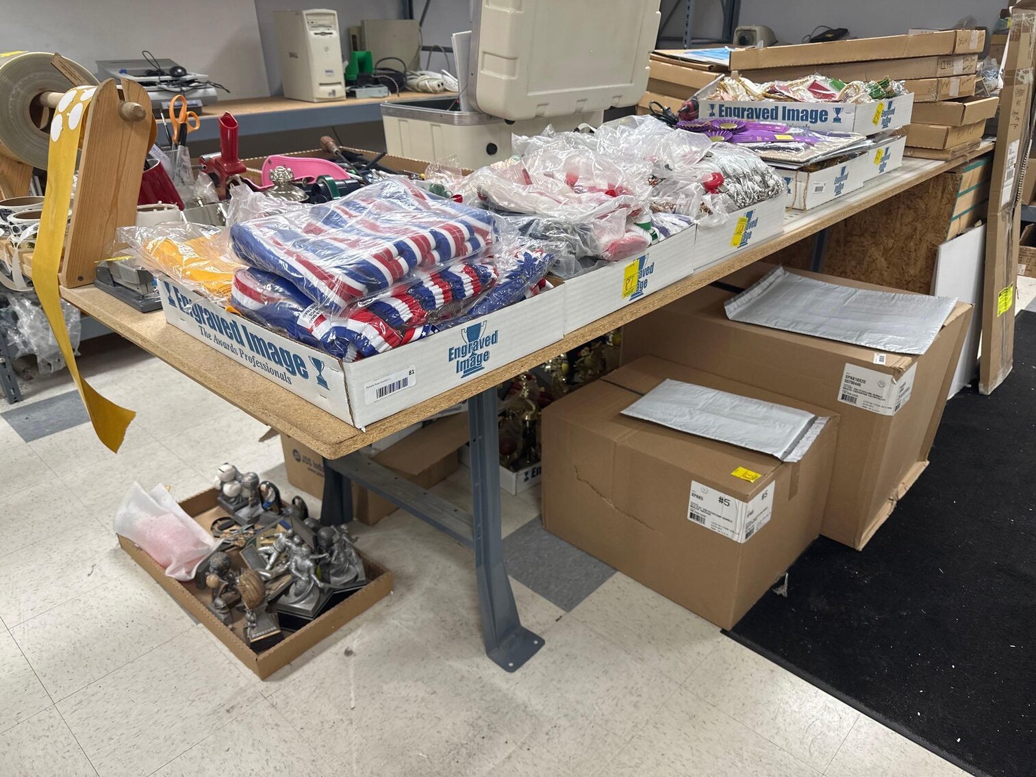 Image for Trophy and Engraving Shop - 1,000's of Items (Lewis)