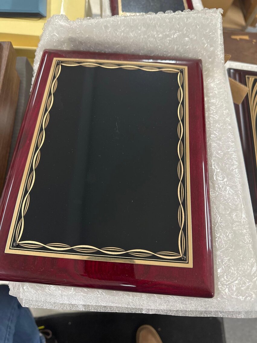 Image for Trophy and Engraving Shop - 1,000's of Items (Lewis)