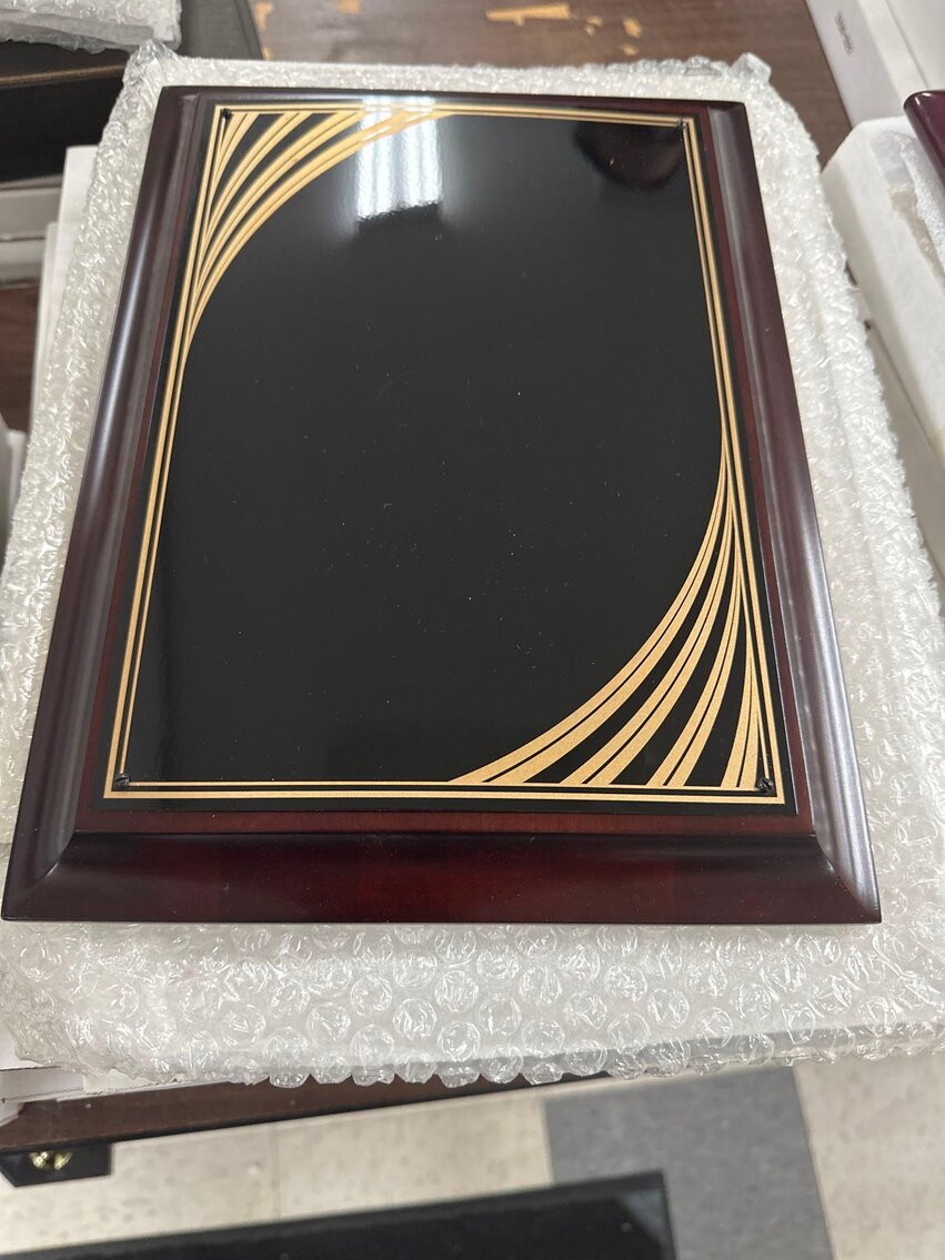 Image for Trophy and Engraving Shop - 1,000's of Items (Lewis)