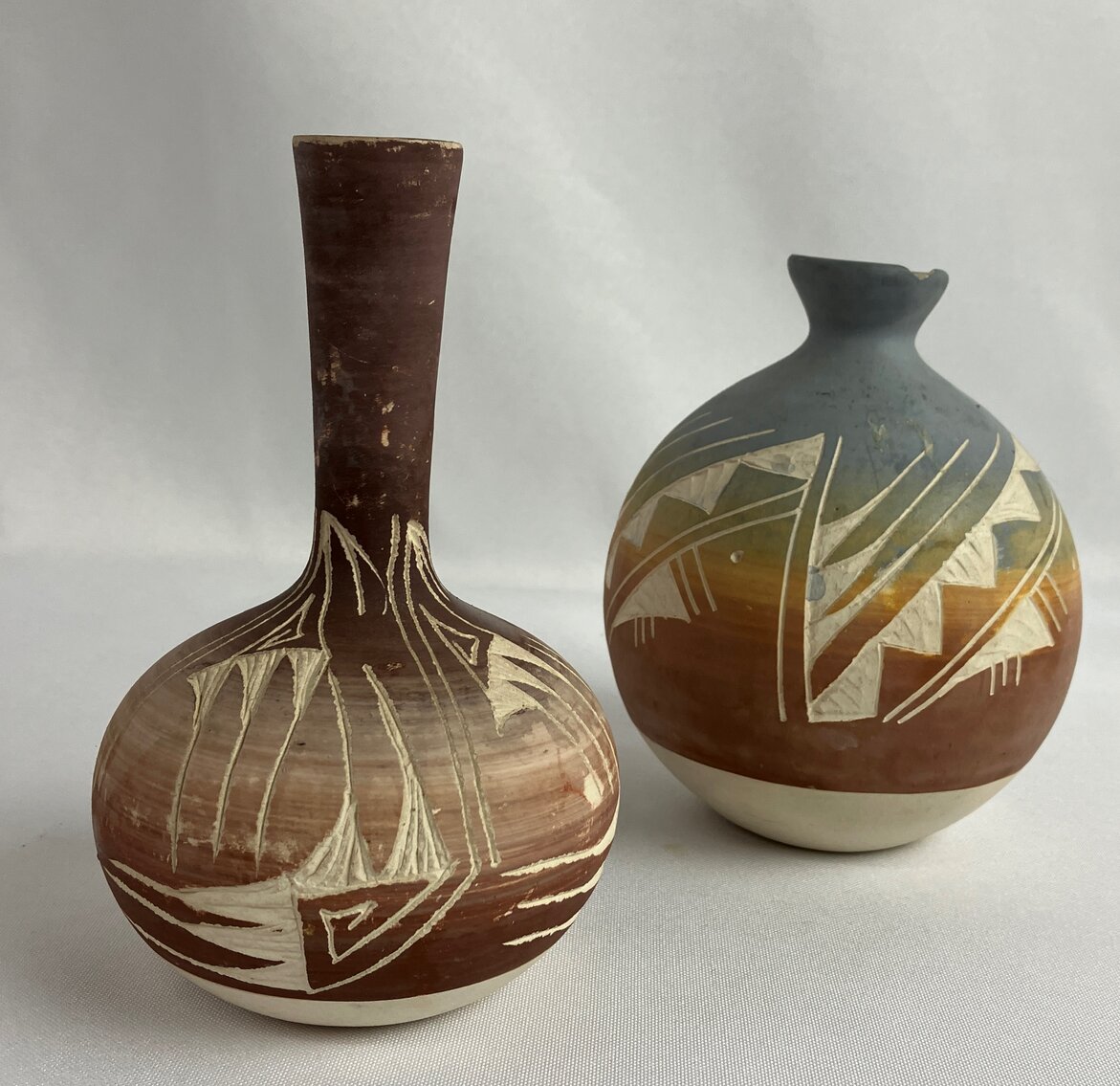 Two Small Vintage Navajo Vases - Diné Etched Signed Vase