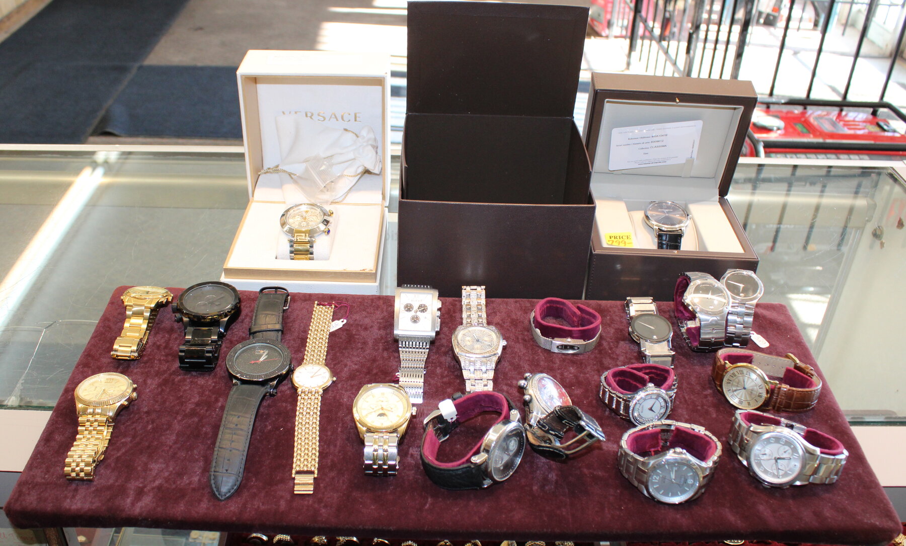 Image for J's Pawn Business Liquidation Auction