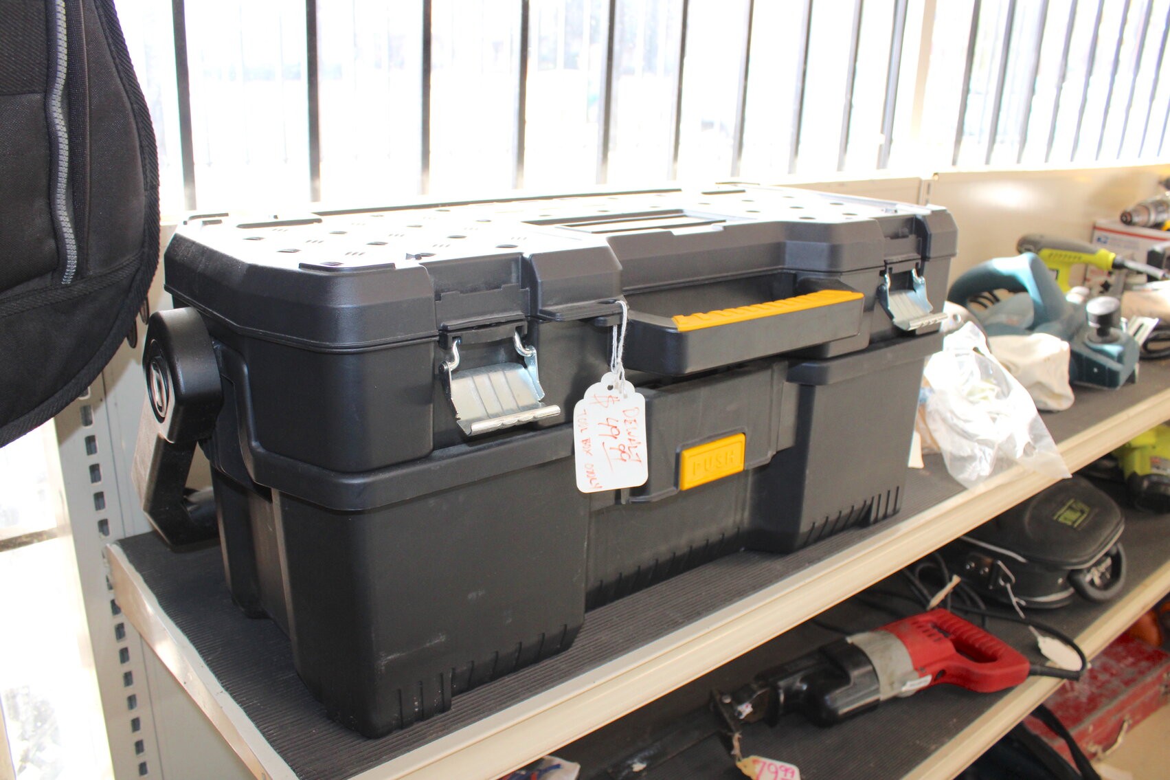 Image for J's Pawn Business Liquidation Auction