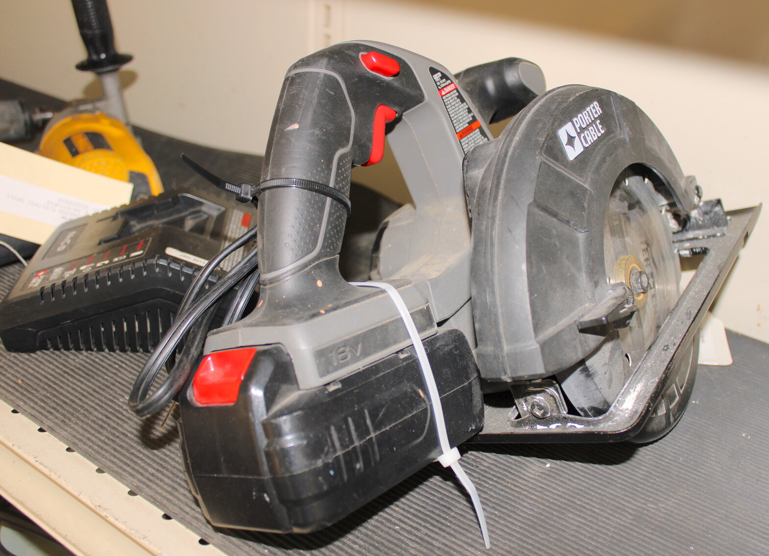 Image for J's Pawn Business Liquidation Auction