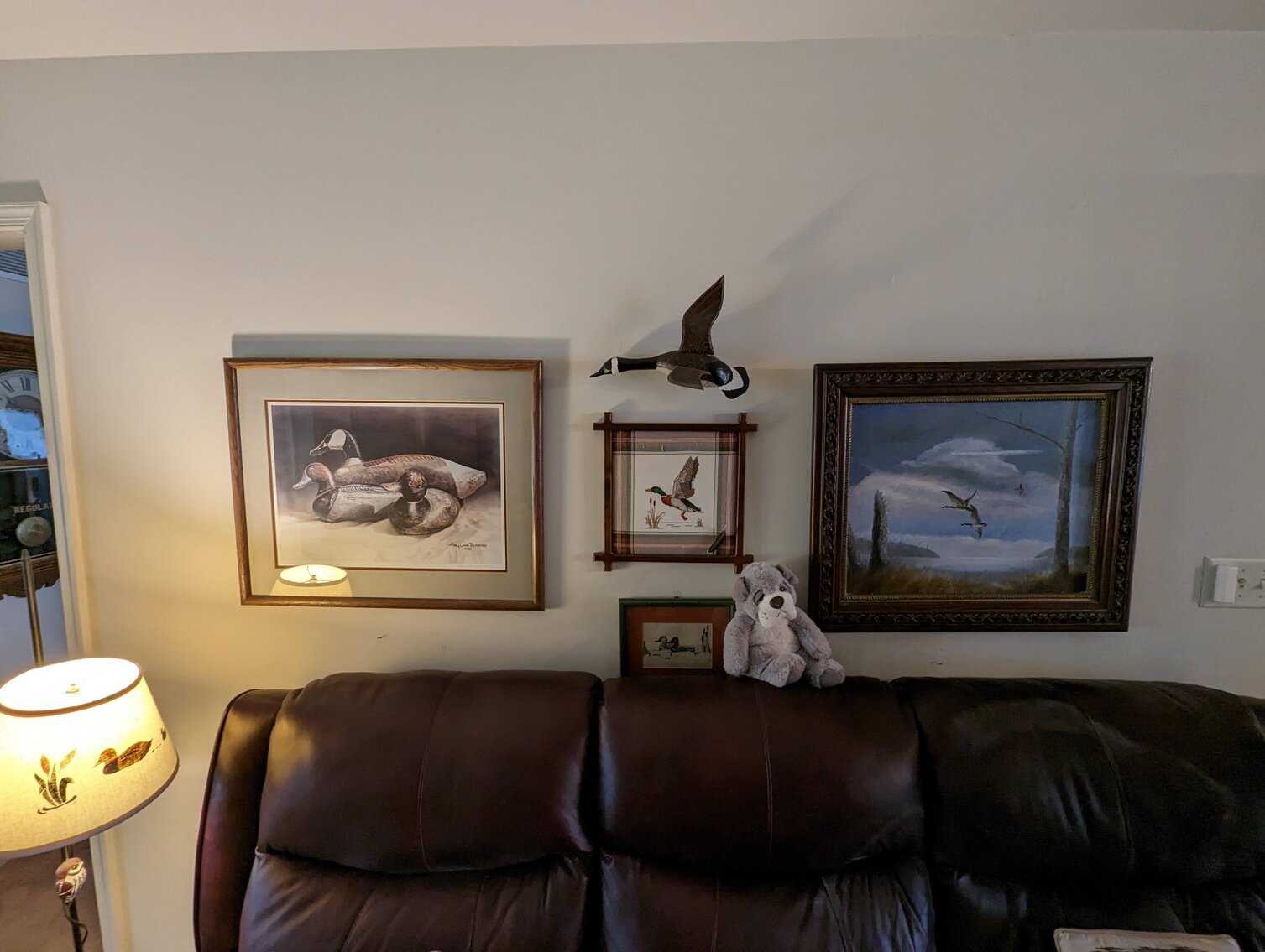 Image for 2 BR, 2.5 BA BRICK RANCHER WADE PORCELAIN MINI FIGURINES, DECOYS, CHINA, FURNITURE, GLASSWARE, ANTIQUES, COLLECTIBLES, COSTUME JEWLERY, HOUSEHOLD ITEMS