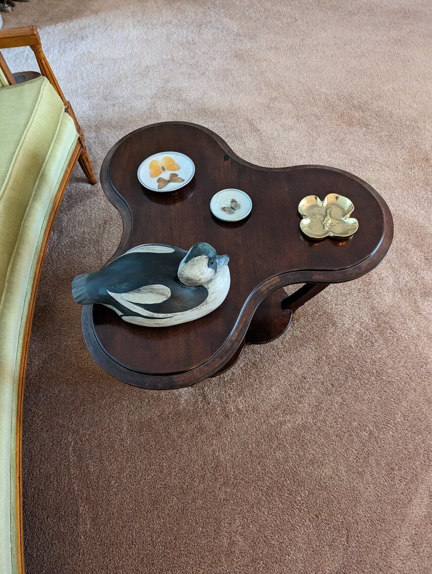 Image for 2 BR, 2.5 BA BRICK RANCHER WADE PORCELAIN MINI FIGURINES, DECOYS, CHINA, FURNITURE, GLASSWARE, ANTIQUES, COLLECTIBLES, COSTUME JEWLERY, HOUSEHOLD ITEMS