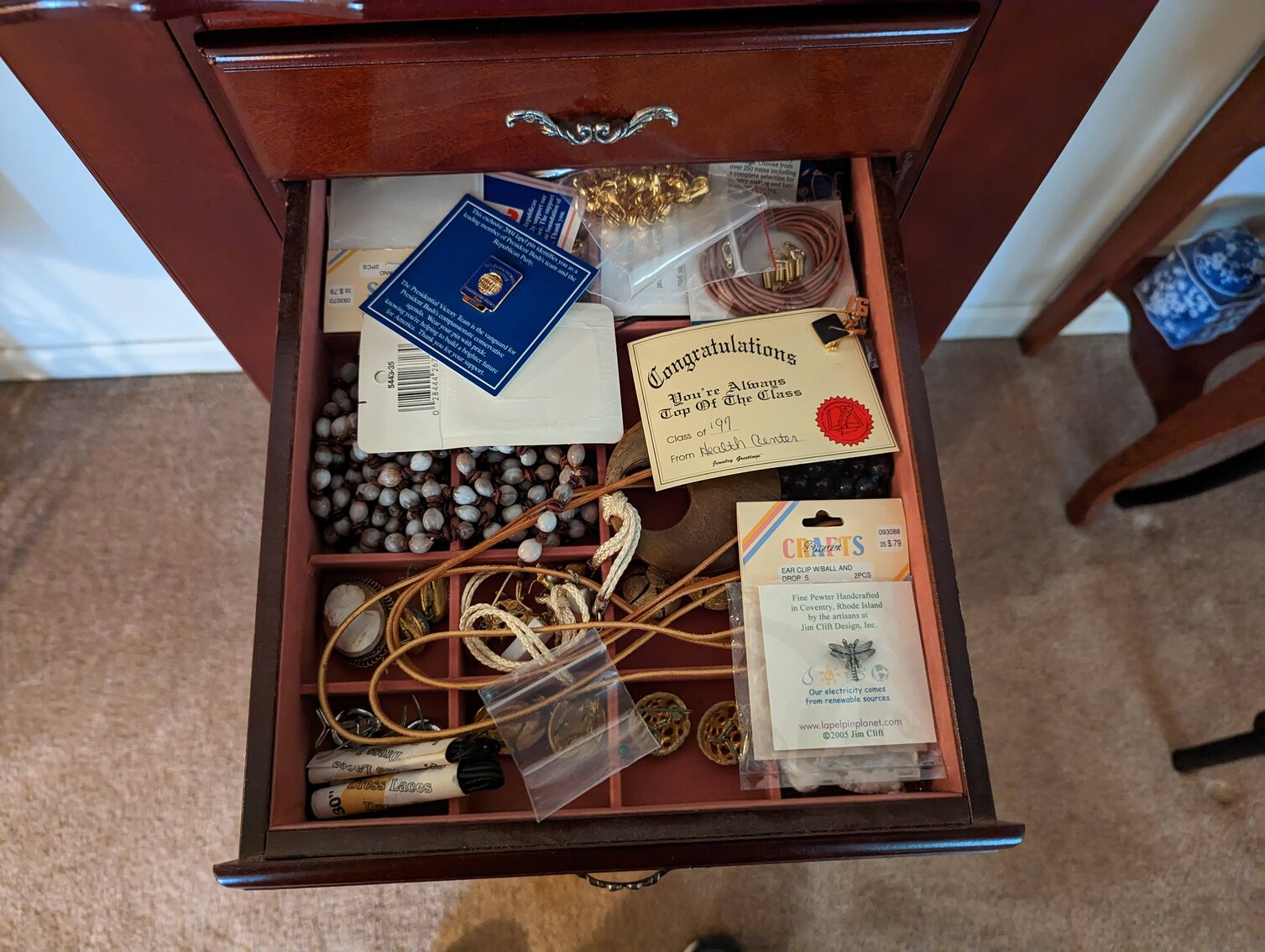 Image for 2 BR, 2.5 BA BRICK RANCHER WADE PORCELAIN MINI FIGURINES, DECOYS, CHINA, FURNITURE, GLASSWARE, ANTIQUES, COLLECTIBLES, COSTUME JEWLERY, HOUSEHOLD ITEMS