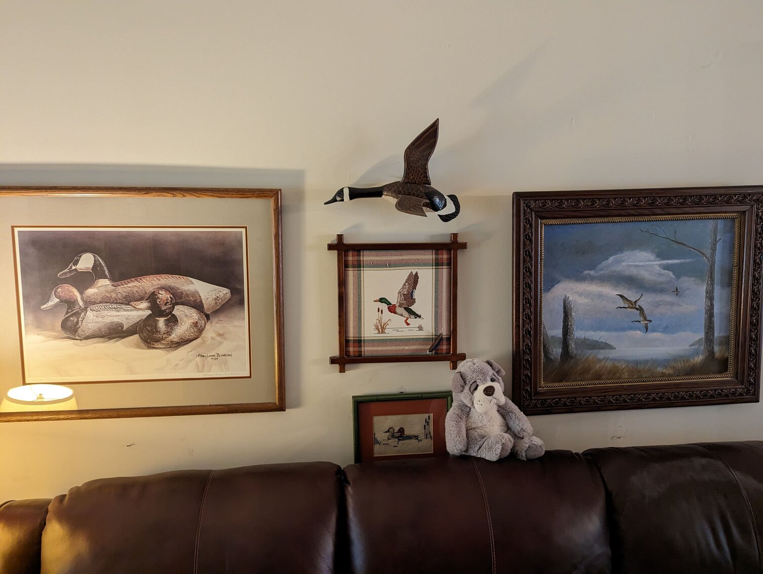 Image for 2 BR, 2.5 BA BRICK RANCHER WADE PORCELAIN MINI FIGURINES, DECOYS, CHINA, FURNITURE, GLASSWARE, ANTIQUES, COLLECTIBLES, COSTUME JEWLERY, HOUSEHOLD ITEMS