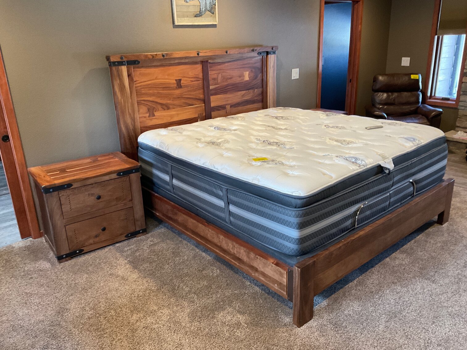 King size bed with nightstand, includes Beauty Rest Black mattress with adjustable base