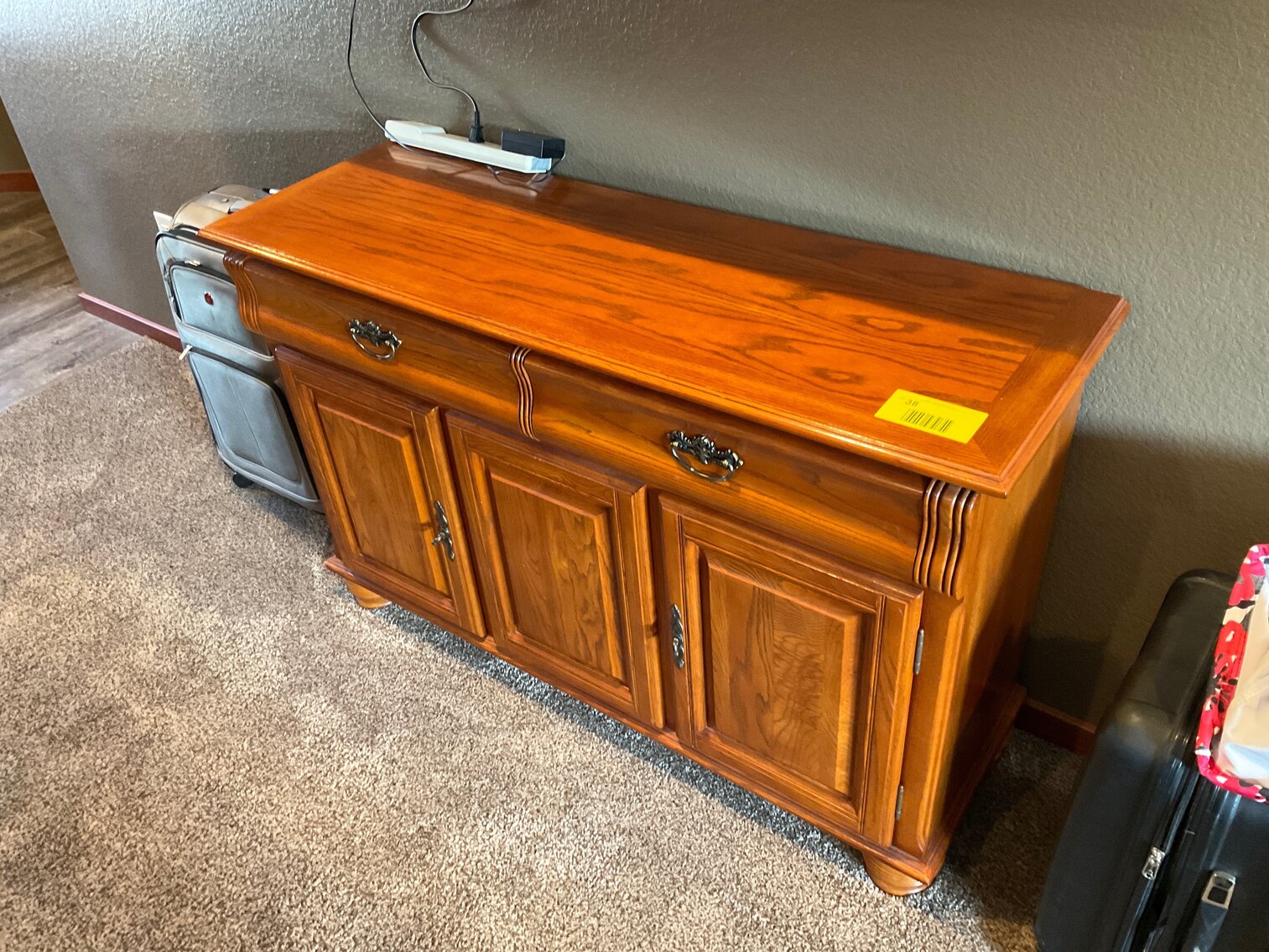 Buffet cabinet