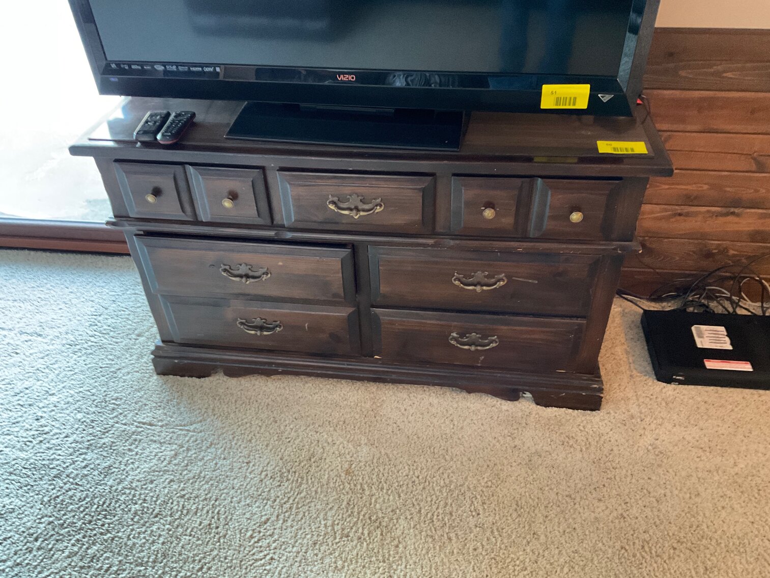 Dresser