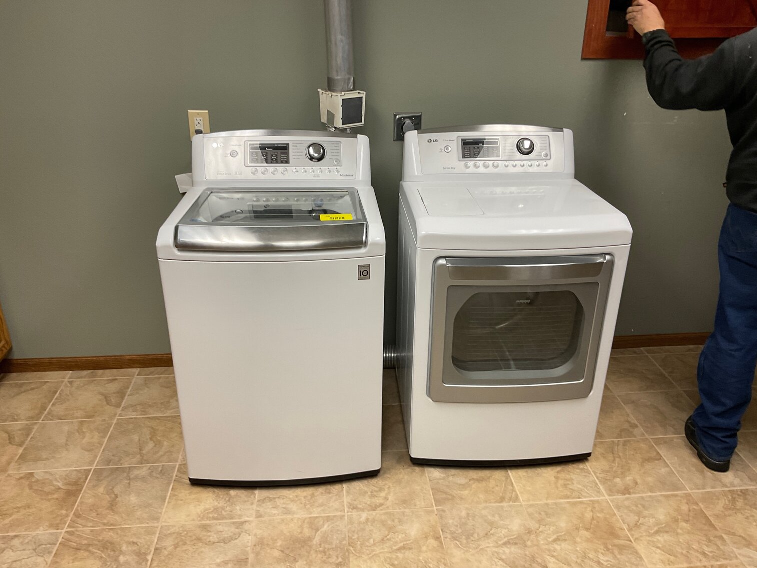 LG washer and dryer