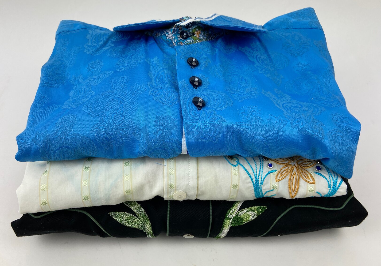 Three Western Shirts - Metizos XXL in Blue, Tru-West Rockmount Ranch Wear M in Black, Platini XL in White