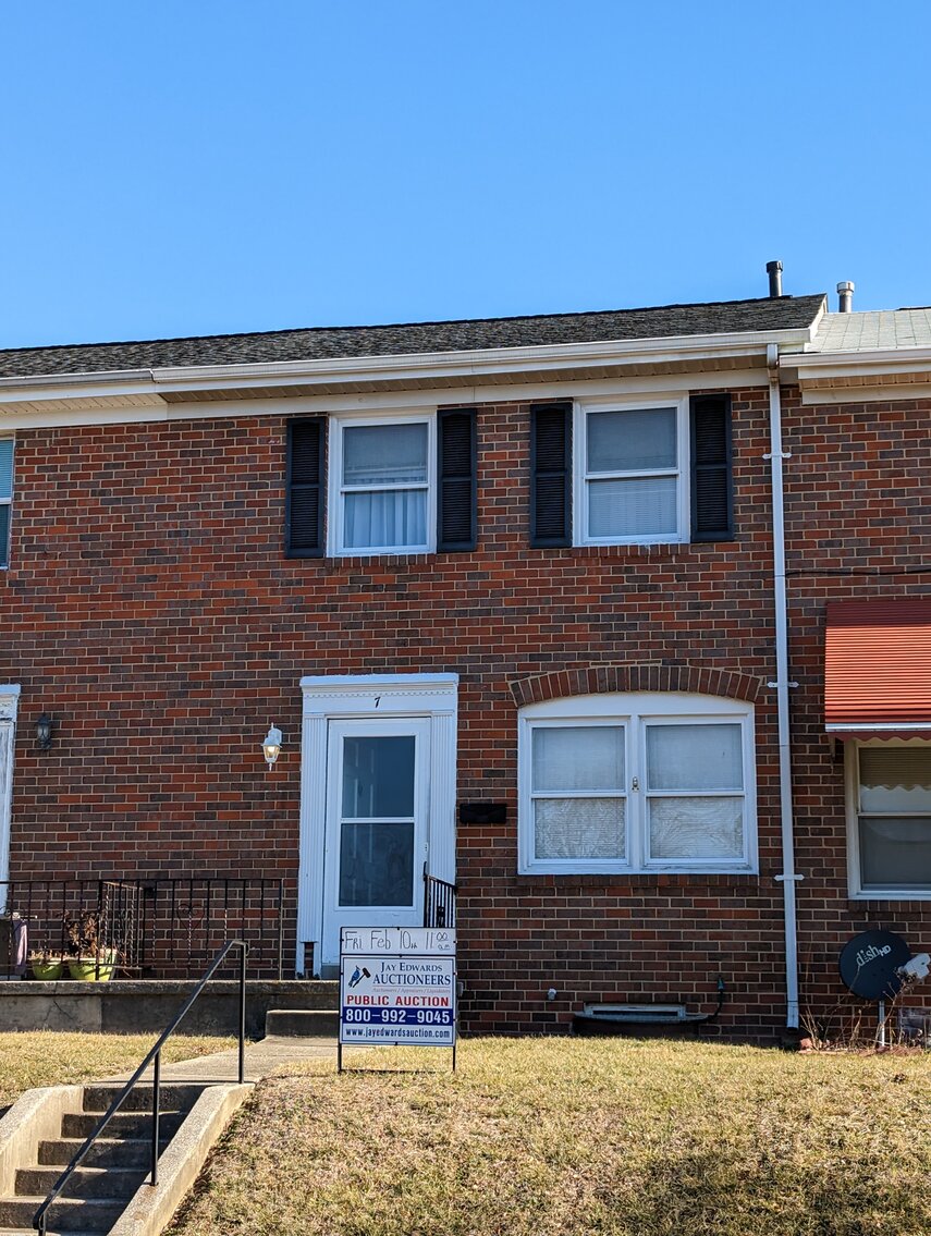 Image for CLEAN 3 BR BRICK TOWNHOME