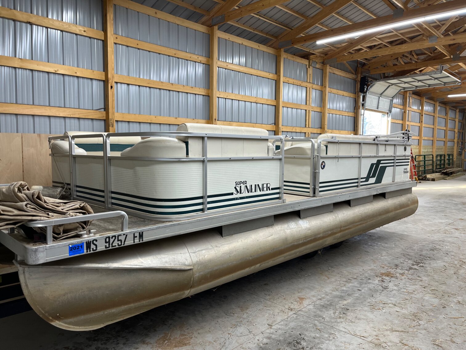 1997 Harris 22’ Pontoon boat w/Honda outboard (located in Three Lakes WI)