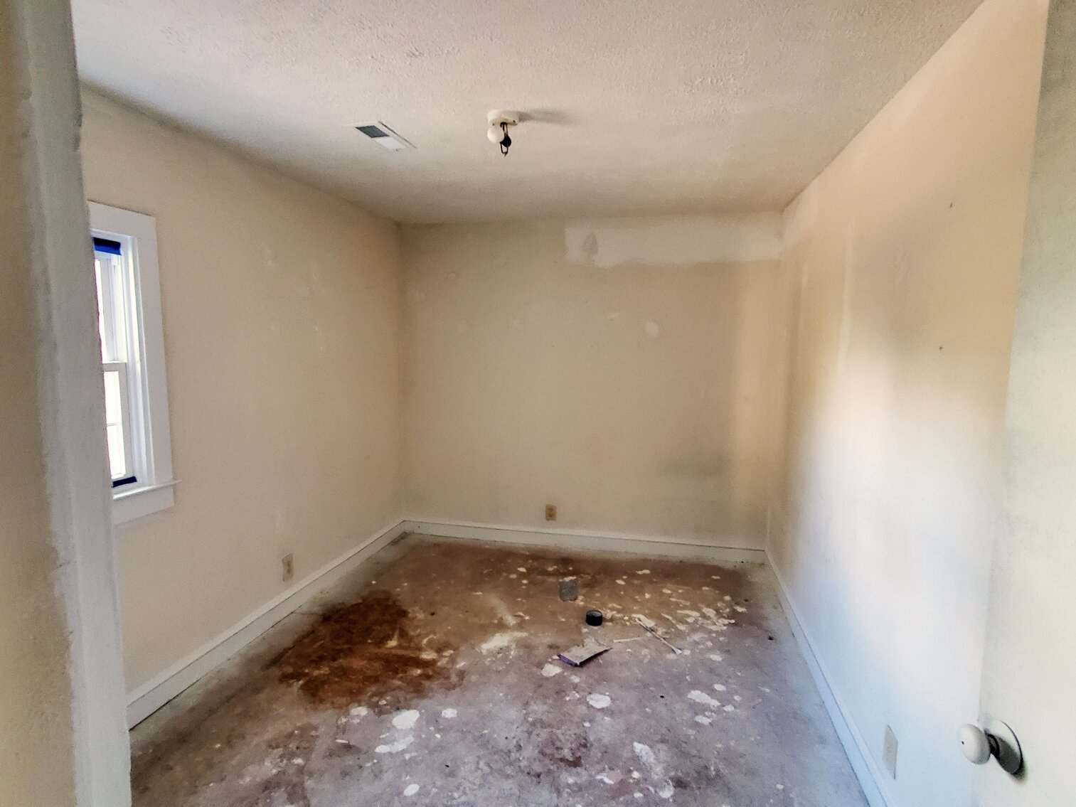 Bank Owned Auction Contractor Special Quadplex With Adjoining