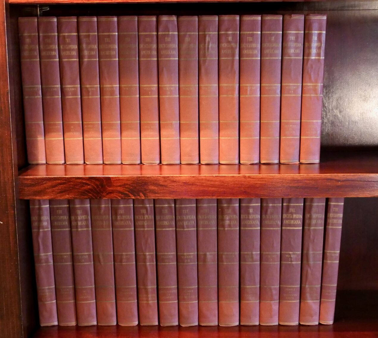30 Volumes of The Encyclopedia Americana