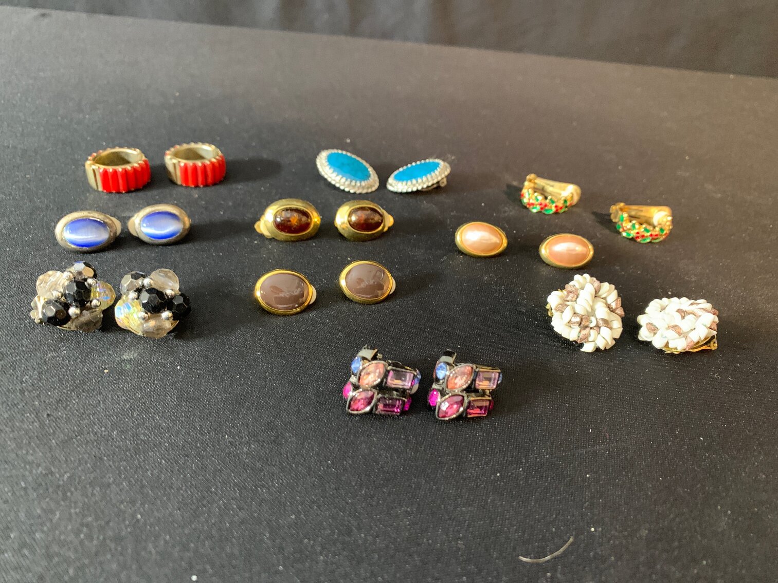 10 Pairs of Earrings