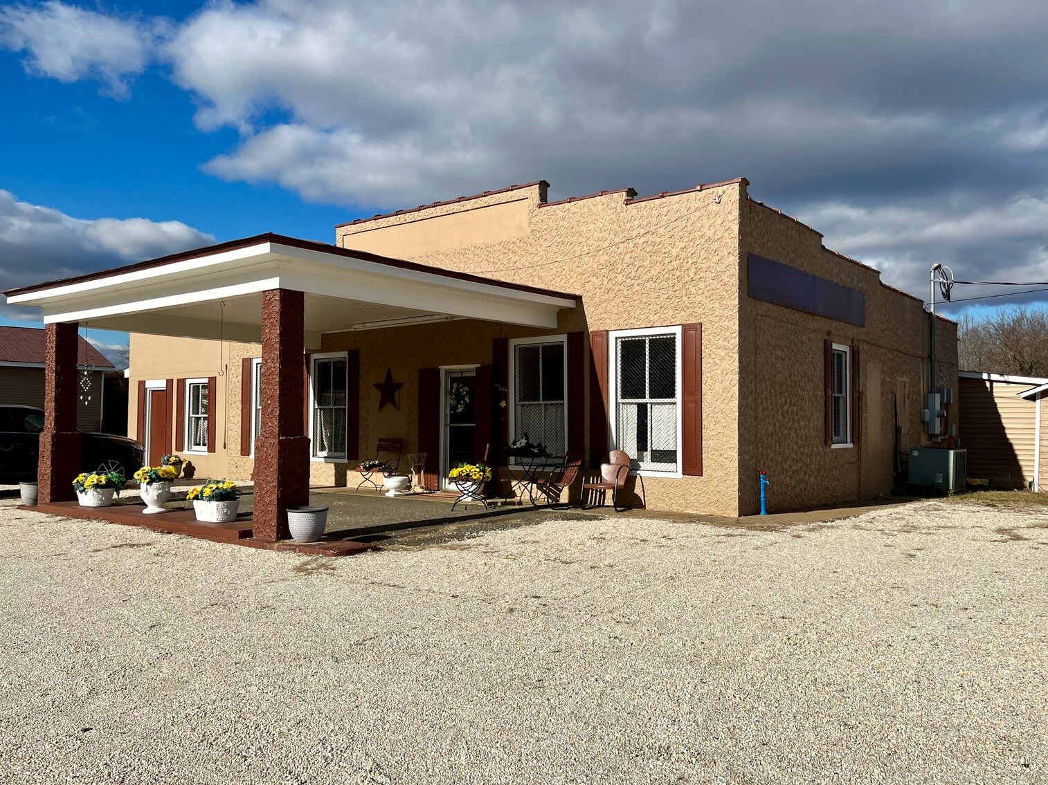 Image for Commercial Building w/2 Garage/Shop/Storage Buildings on 1 +/- Acre Parcel in Madison County, VA--SELLING to the HIGHEST BIDDER!!