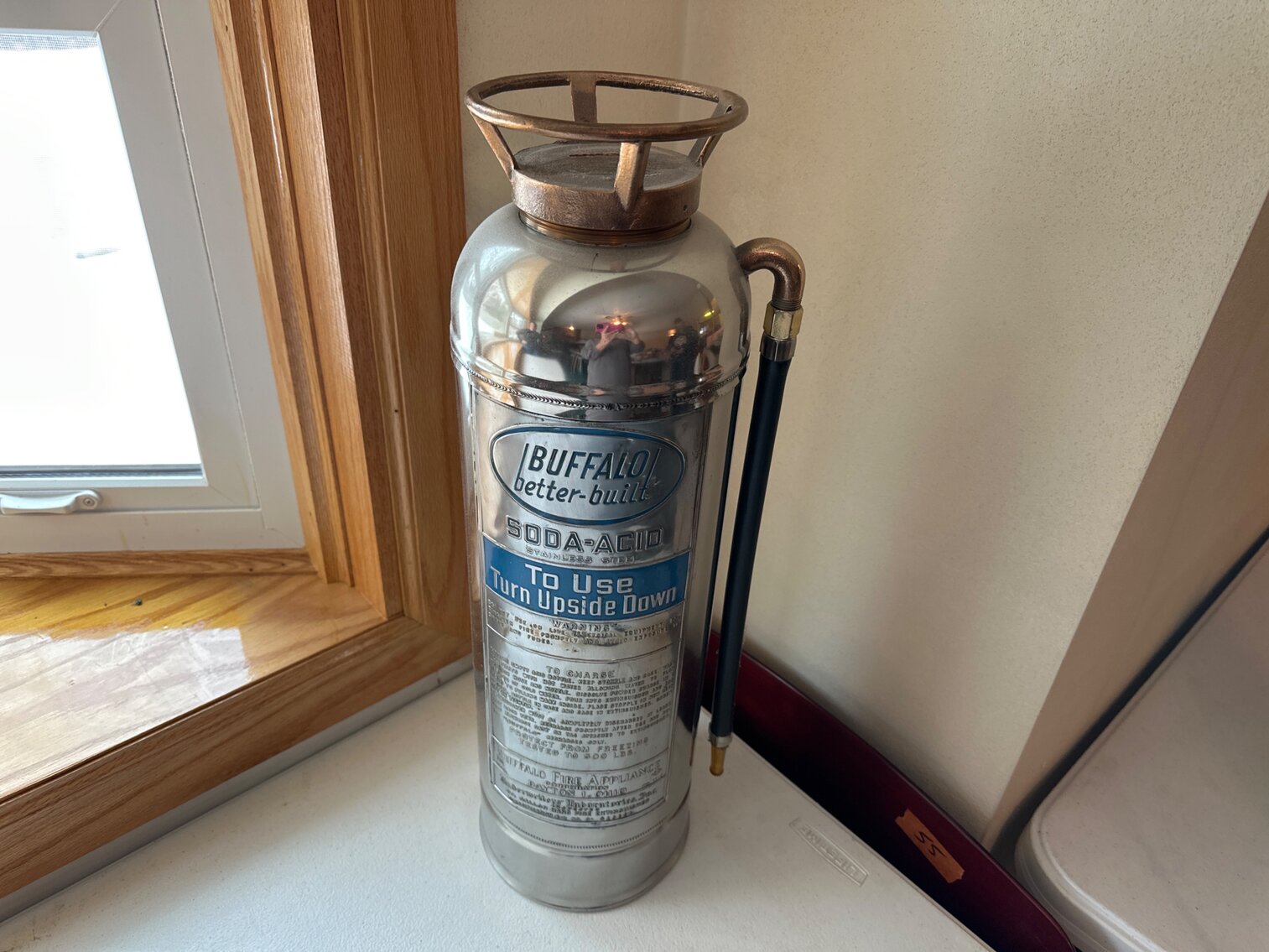 Stainless Steel Extinguisher Bank