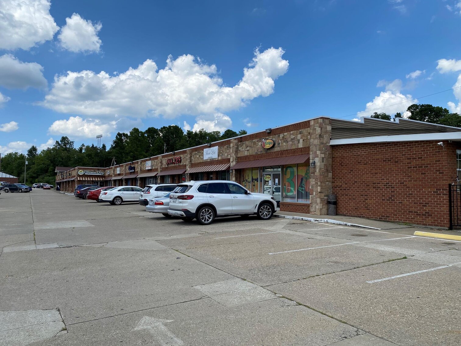 Image for SOLD $1,787,500 - Shopping Center on US-60 in Barboursville with Outstanding Revenue Stream