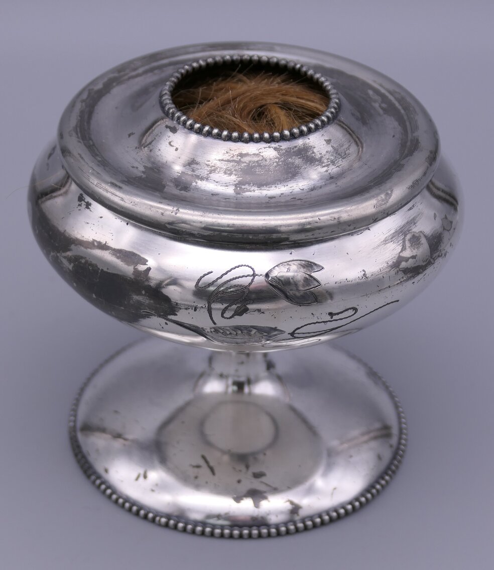 Poole Silver Co Hair Receiver
