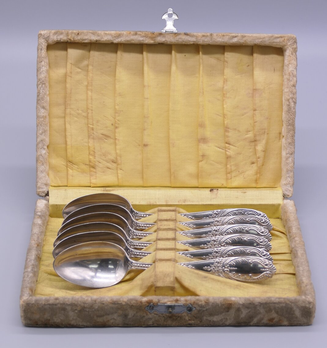Antique Set of Crown Silver Plate Co. Teaspoons