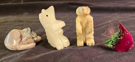 Figurines