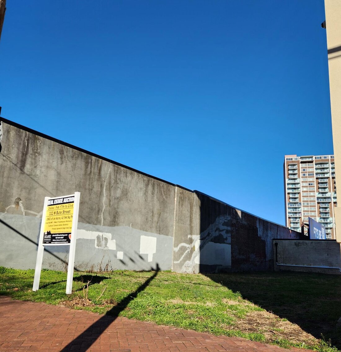 Image for 332 W Bute Street