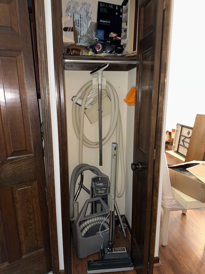 Image for Vehicles, Furniture, Household, Jewelry, Tools, Lawn Items (West Course)