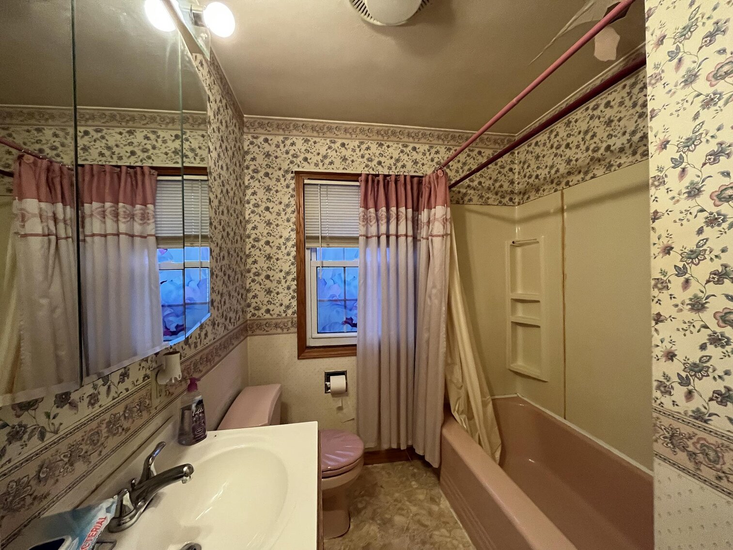 Image for SOLD $108,900 - Well-Maintained 2 Bedroom Brick Home