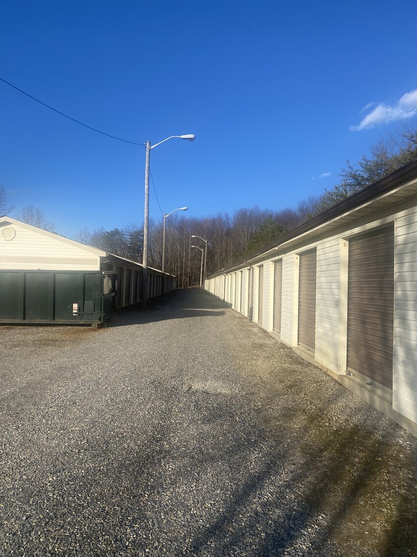 Image for Public Absolute Storage Locker Auction