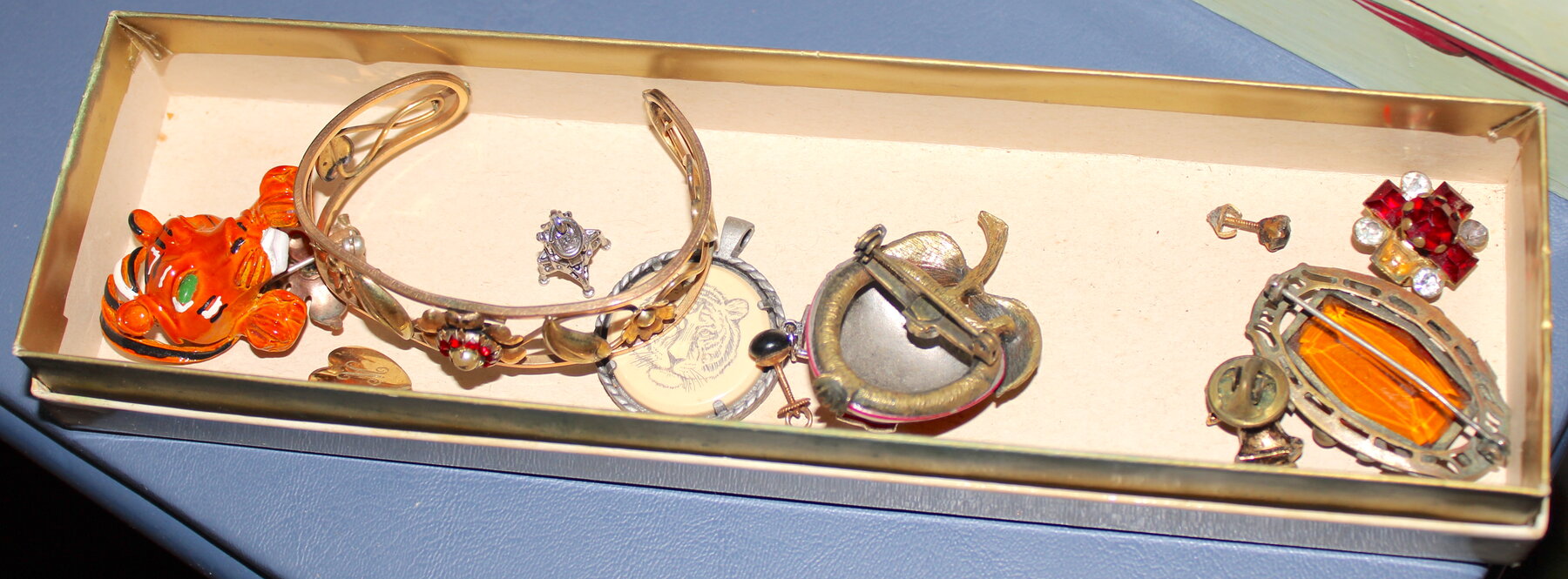 Image for ESTATE AUCTION