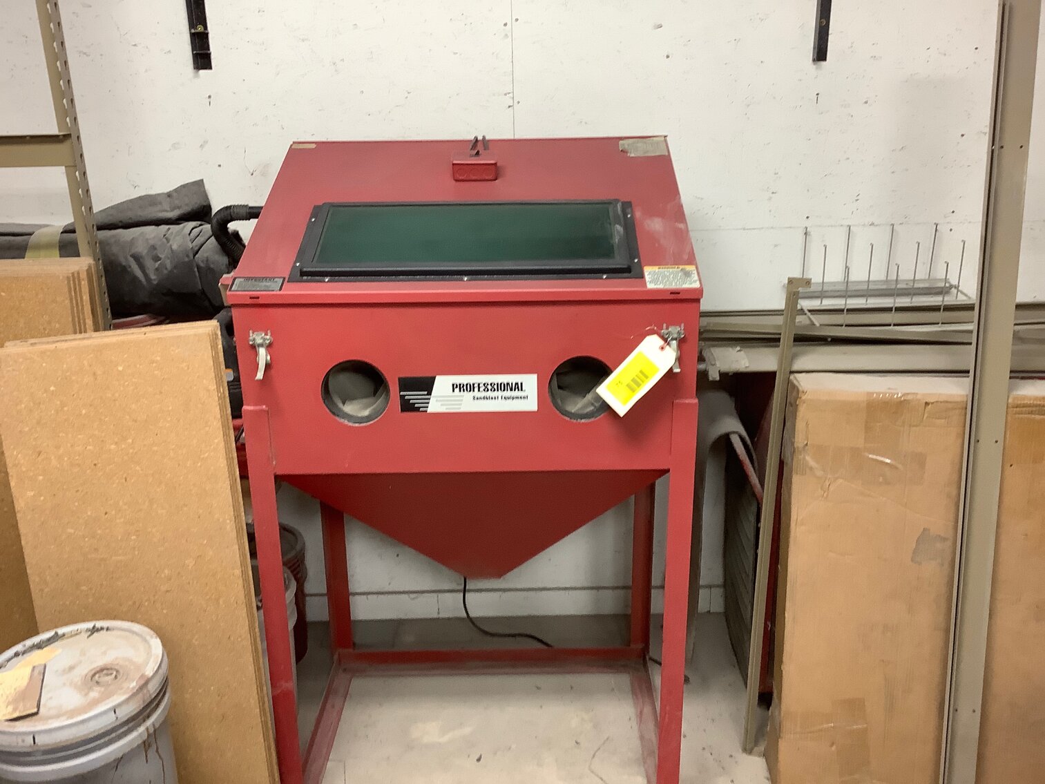 Professional sand blast cabinet