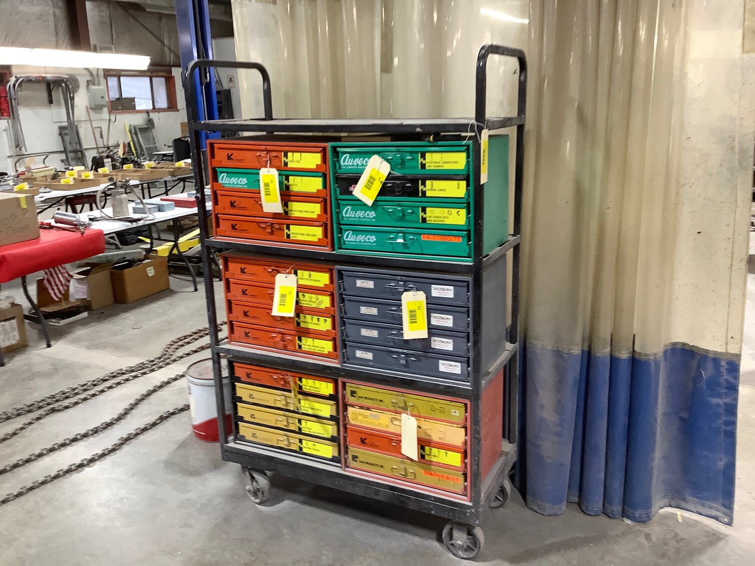 Rolling cart